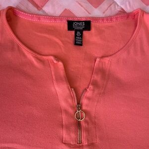 Women’s top. Jones NY large